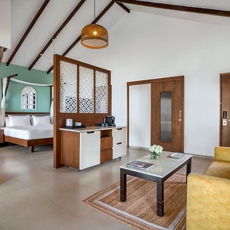Mandrem Beach Resort, A Member Of Radisson Individuals Retreat 외부 사진