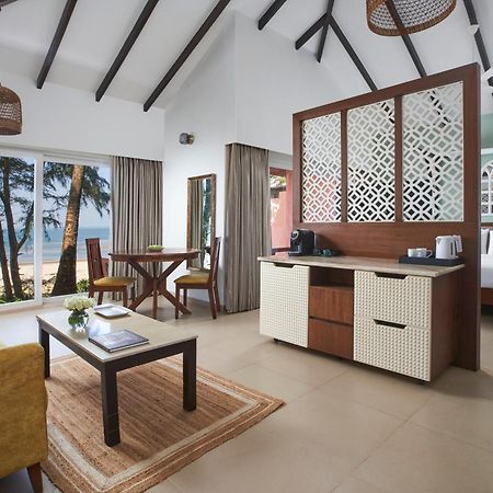 Mandrem Beach Resort, A Member Of Radisson Individuals Retreat 외부 사진