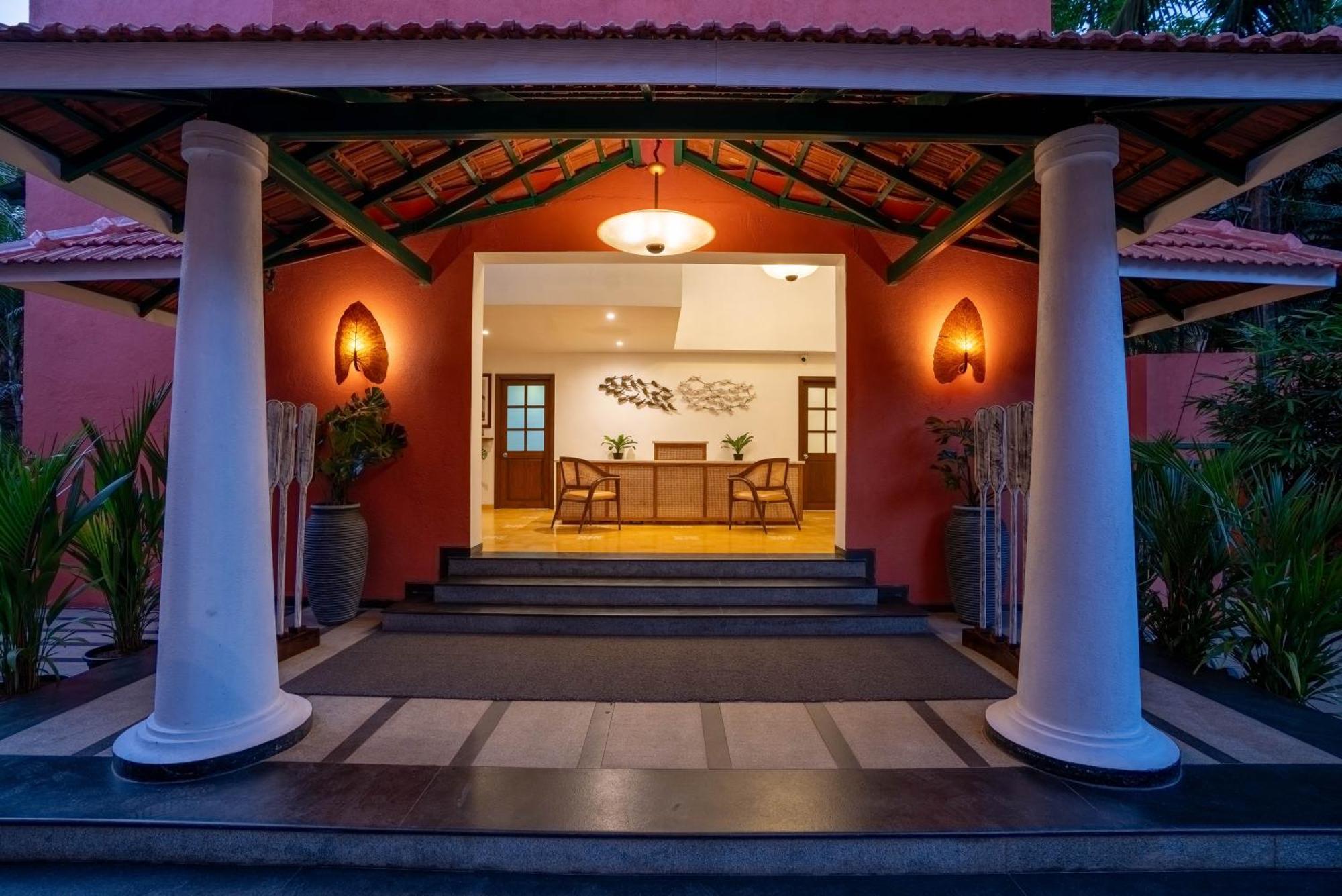 Mandrem Beach Resort, A Member Of Radisson Individuals Retreat 외부 사진