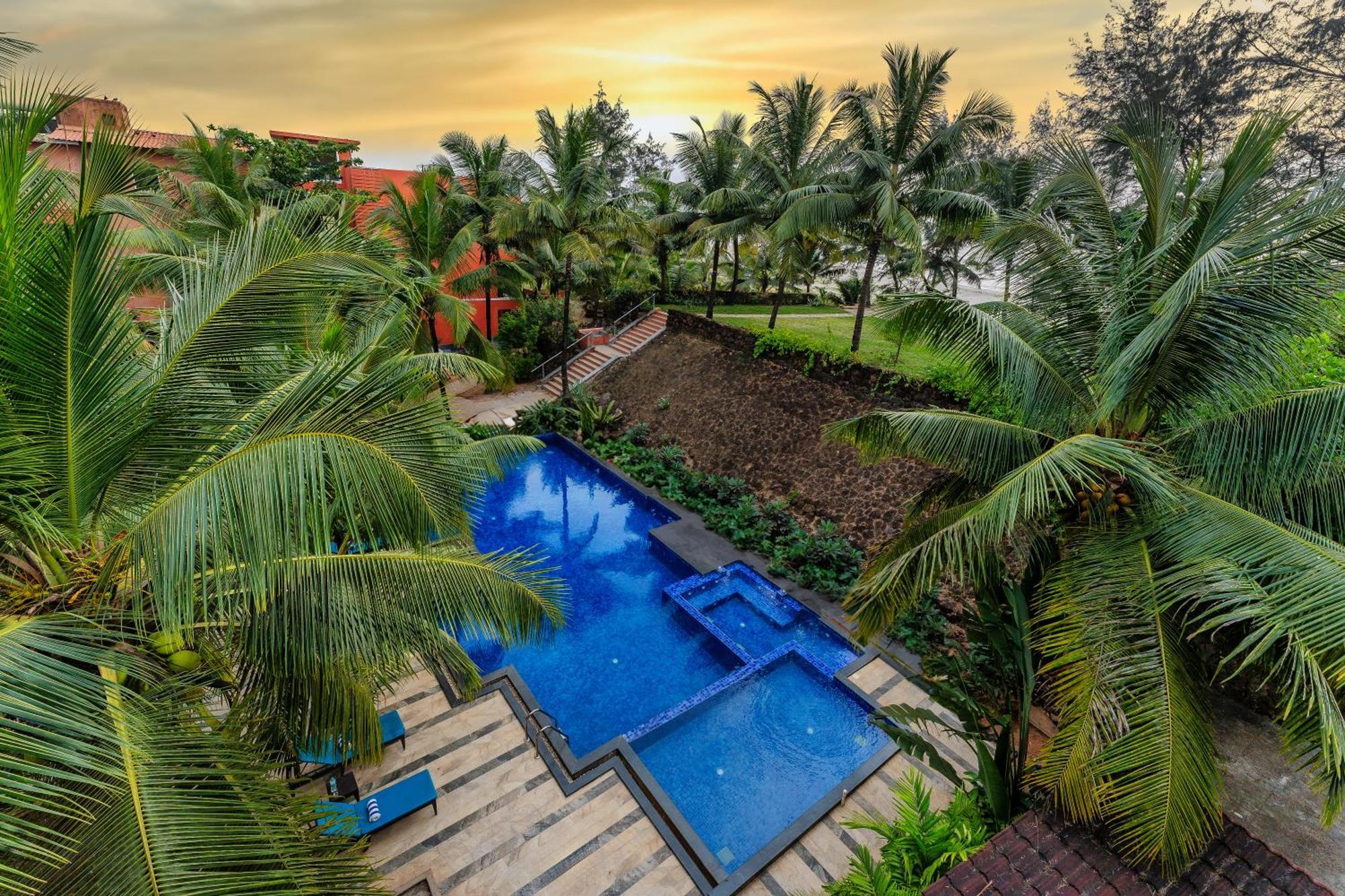 Mandrem Beach Resort, A Member Of Radisson Individuals Retreat 외부 사진