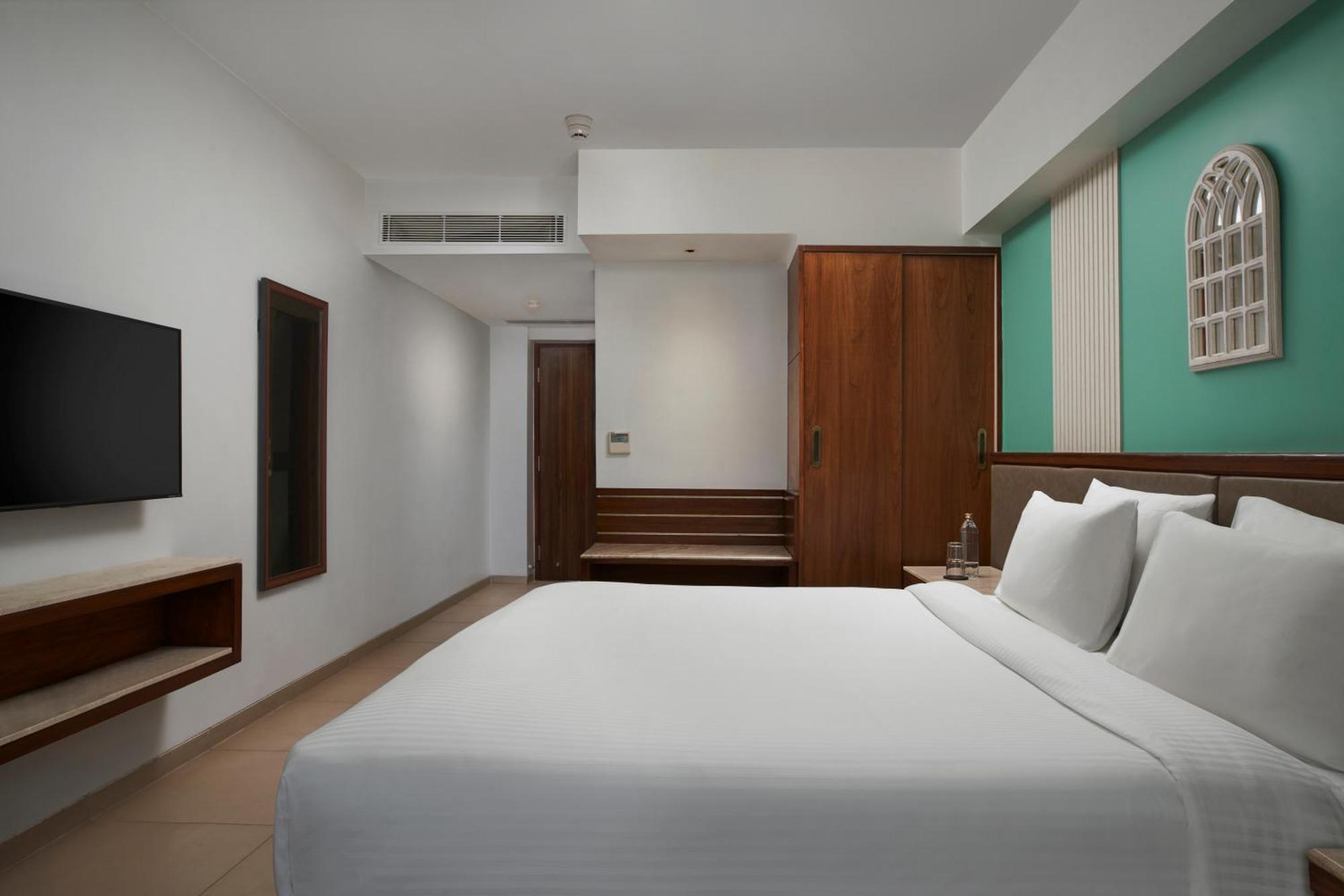 Mandrem Beach Resort, A Member Of Radisson Individuals Retreat 외부 사진