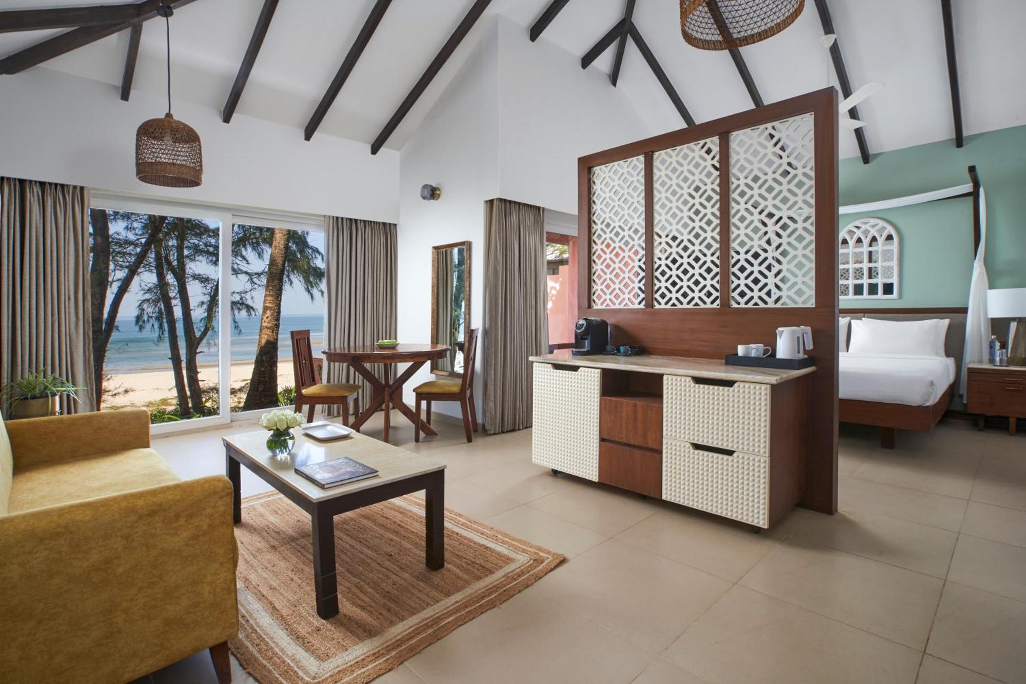 Mandrem Beach Resort, A Member Of Radisson Individuals Retreat 외부 사진